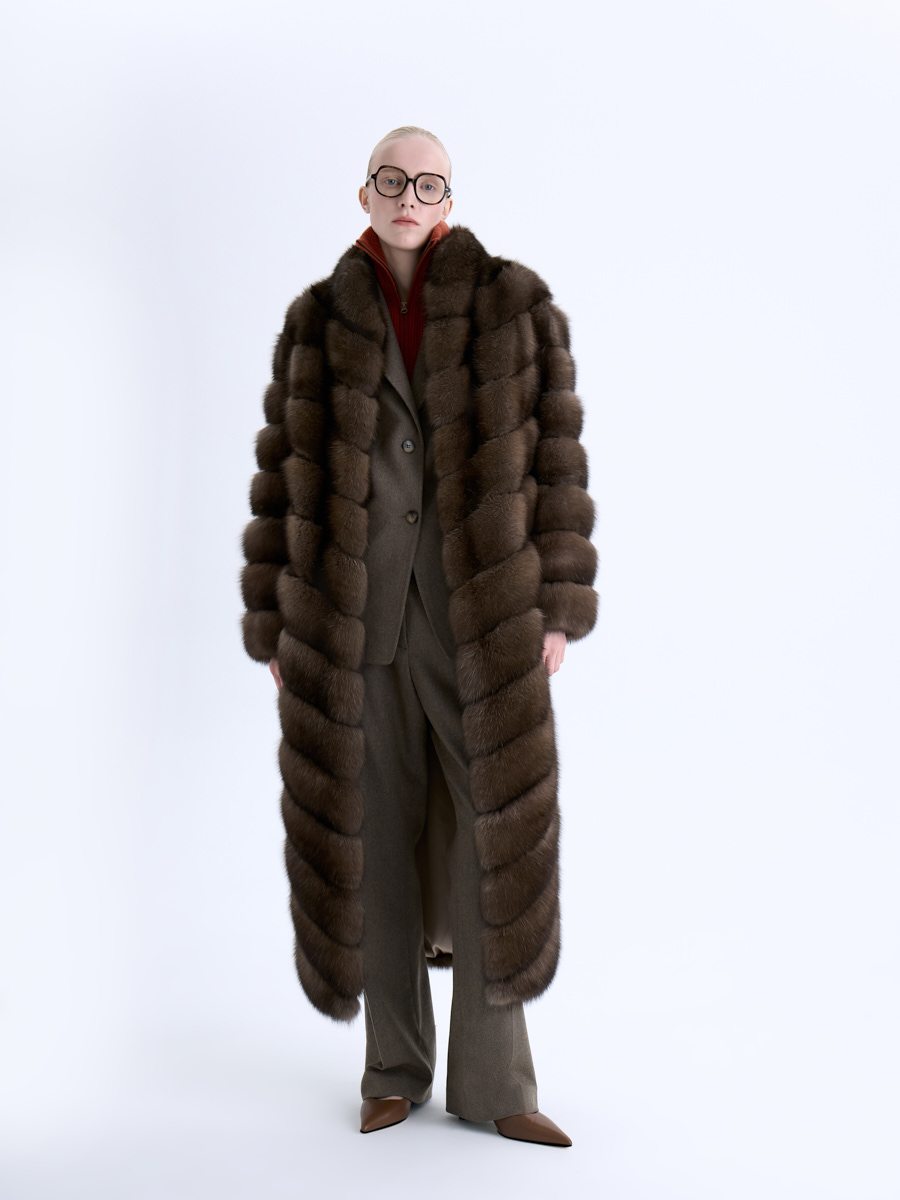 /shuby-iz-sobolya/shuba-iz-sobolya2411/