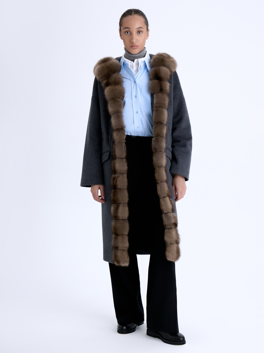 /palto-s-mekhom/palto-iz-kashemira-loro-piana-s-otdelkoy-mekhom-2403/