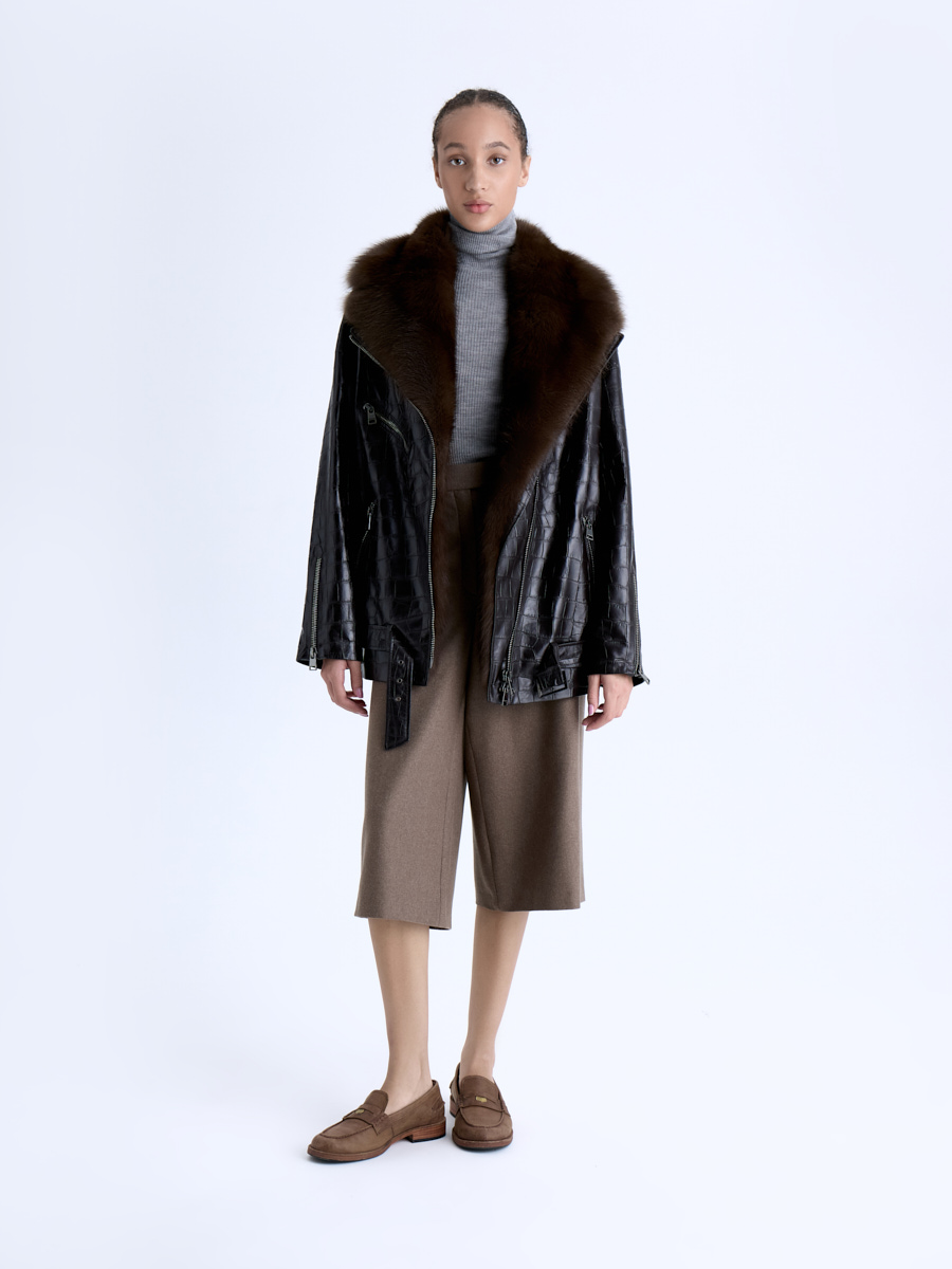 /naturalnaya-kozha/kosukha-iz-naturalnoy-kozhi-s-mekhom-iz-kunitsy2424/