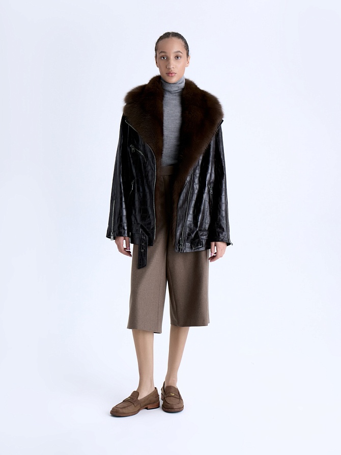 Косуха из натуральной кожи с мехом куницы